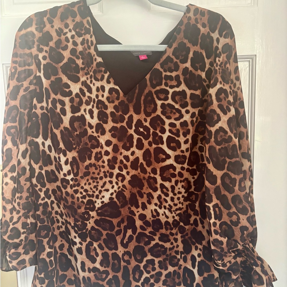 Vince Camuto Brown Leopard Print Blouse
